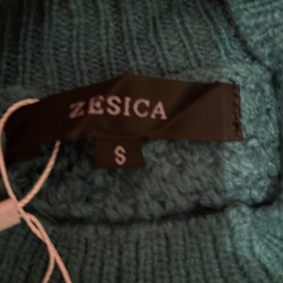 Zesica Amazon Find NWT❗️Peacock Green Crewneck Tie Waist Sweater Dress - Picture 5 of 9